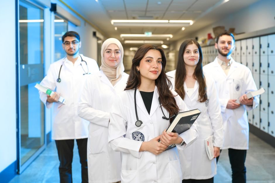 Medical students at one of the top universities in USA for physician assistant programs